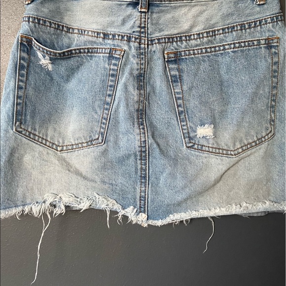 Lily Parker denim buttoned skirt size 25 - Picture 2 of 4